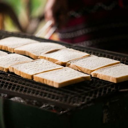 カレン エコ ロッジ Ban Kat エクステリア 写真